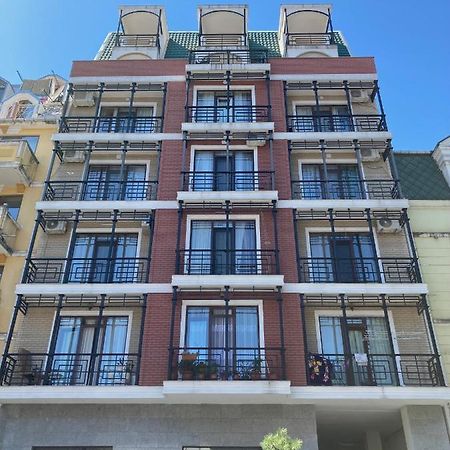 Barney'S Apartment Batumi Exteriér fotografie